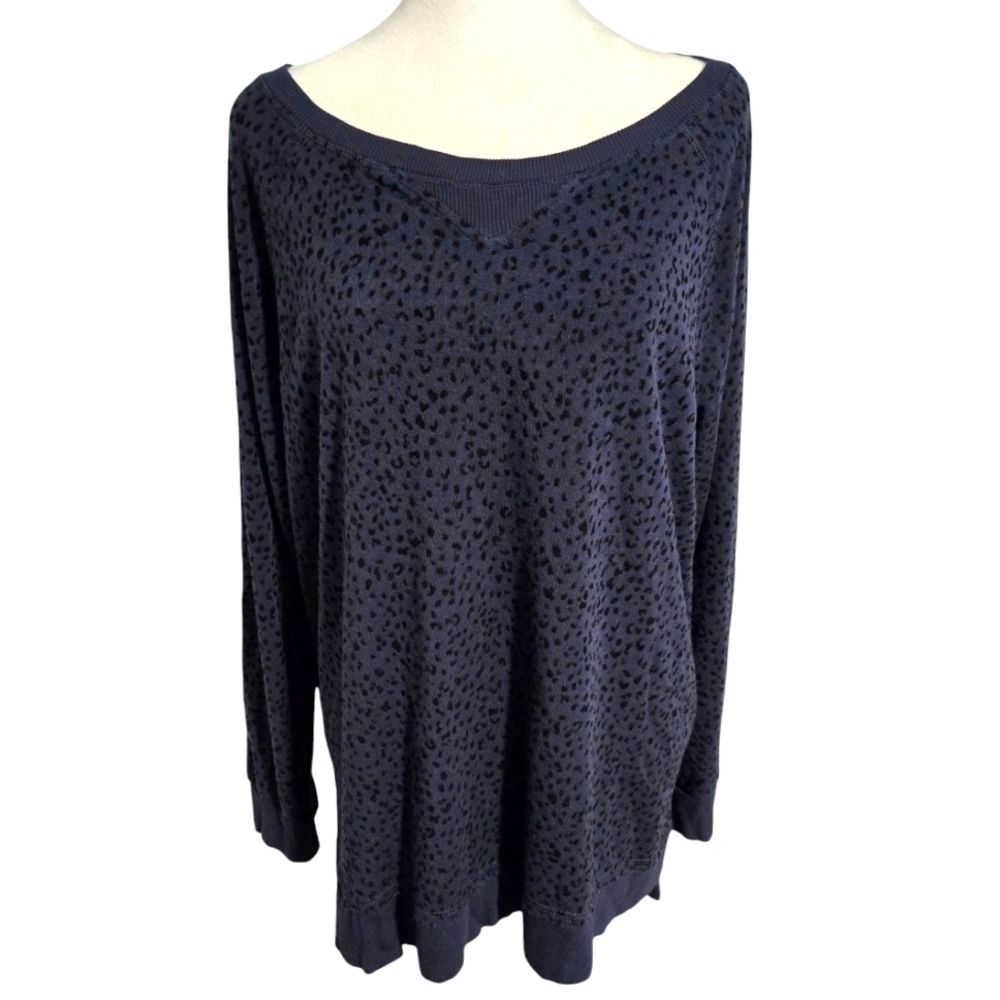 Jane and Delancey Women's oversized cheetah print dressey blue sweater size XL